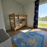 Villa Homeaurora! 4br Family House - Sauna - Forest View *
