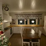 Homeaurora! 4br Family House - Sauna - Forest View *