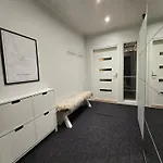 Villa Homeaurora! 4br Family House - Sauna - Forest View *