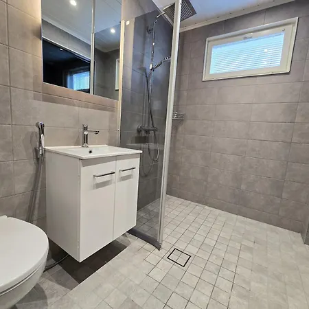 Homeaurora! 4br Family House - Sauna - Forest View Rovaniemi
