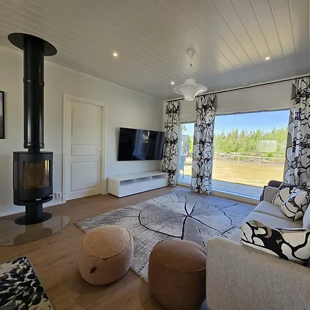 Homeaurora! 4br Family House - Sauna - Forest View