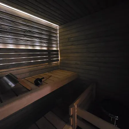 Villa Homeaurora! 4br Family House - Sauna - Forest View Rovaniemi
