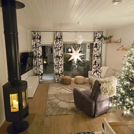 Homeaurora! 4br Family House - Sauna - Forest View Villa *