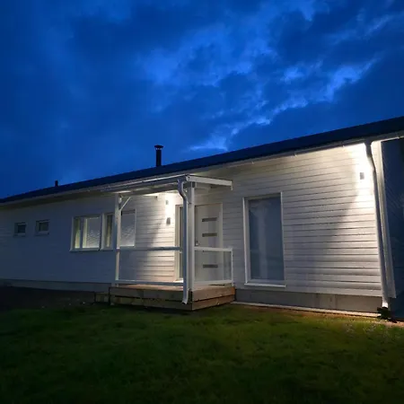 Villa Homeaurora! 4br Family House - Sauna - Forest View *